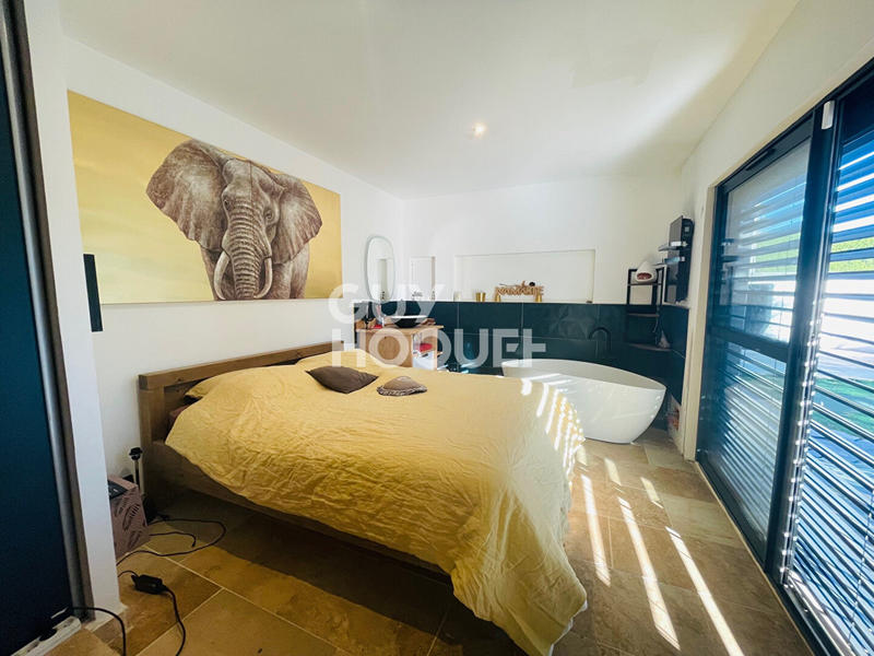 Maison - 120 m² - 5 pièces