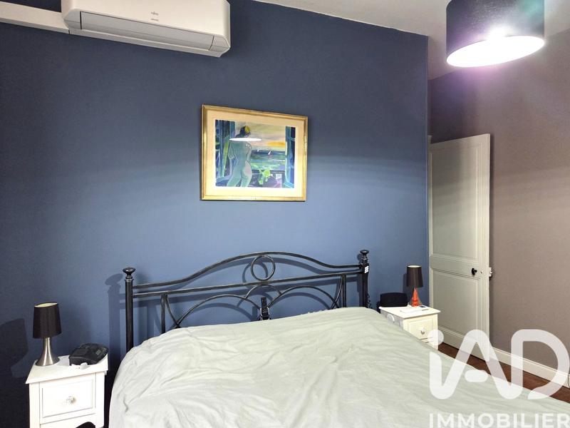 Maison - 214 m² - 9 pièces