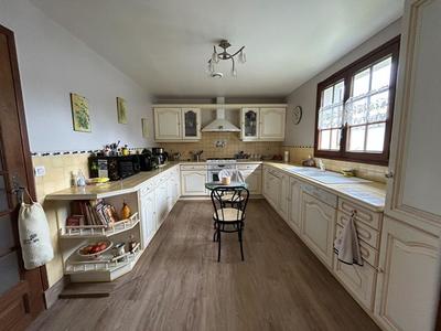 Maison - 105 m² - 4 pièces