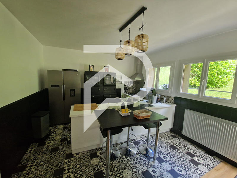 Maison - 152 m² - 6 pièces