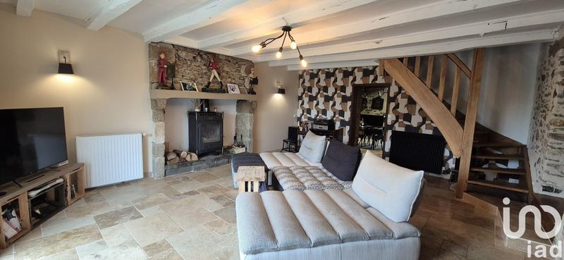 Maison - 222 m² - 6 pièces