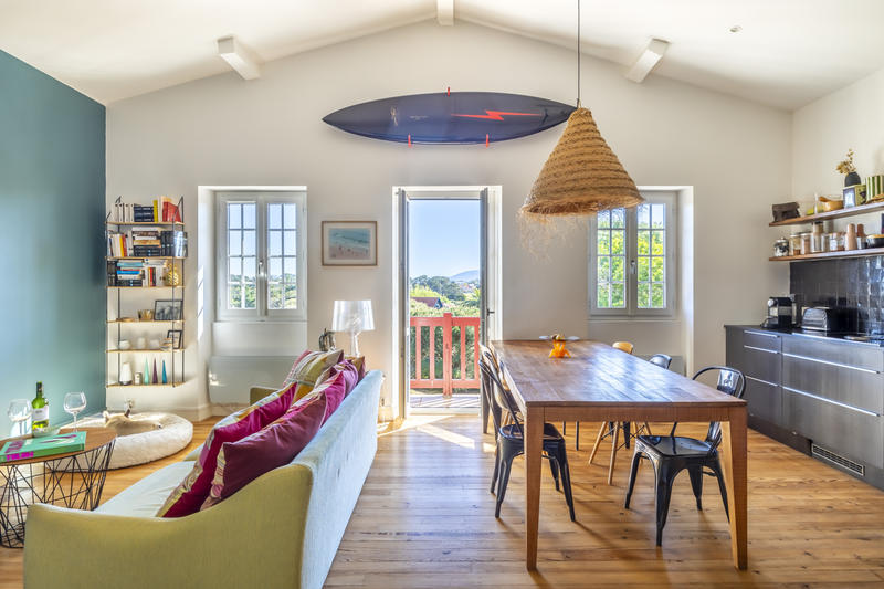 Appartement - 90 m² - 4 pièces