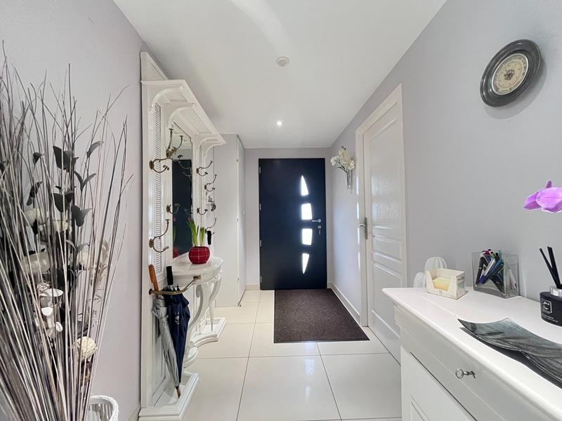 Maison - 179 m² - 6 pièces