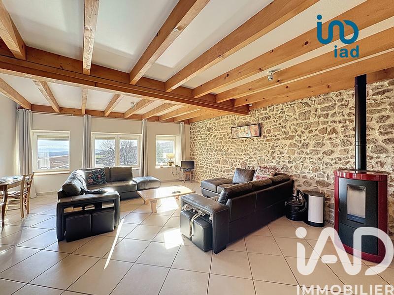 Appartement - 97 m² - 3 pièces