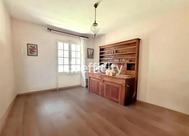 Maison - 132 m² - 6 pièces