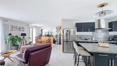 Maison - 101 m² - 5 pièces