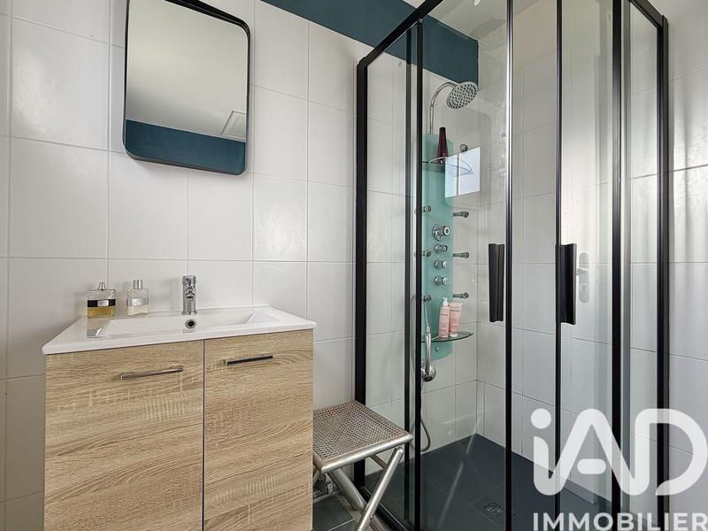 Maison - 260 m² - 9 pièces