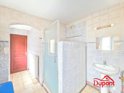 Maison - 186 m² - 9 pièces