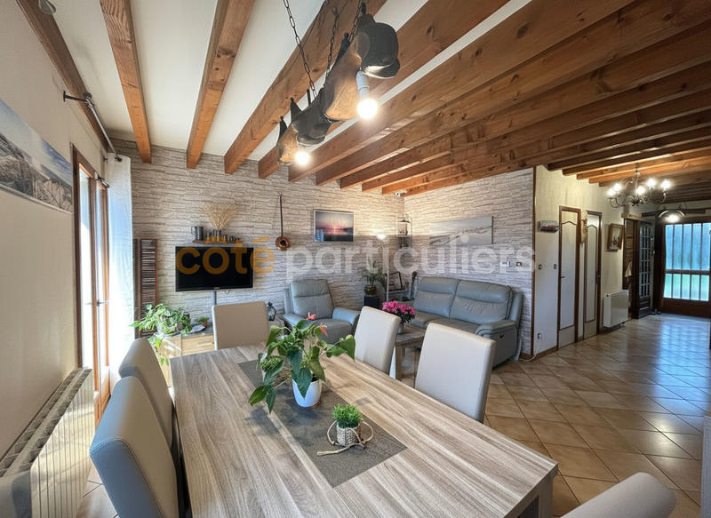 Maison - 93 m² - 5 pièces