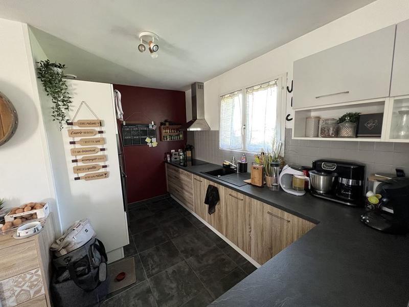 Maison traditionnelle - 111 m² - 5 pièces