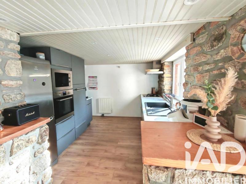 Maison - 192 m² - 11 pièces