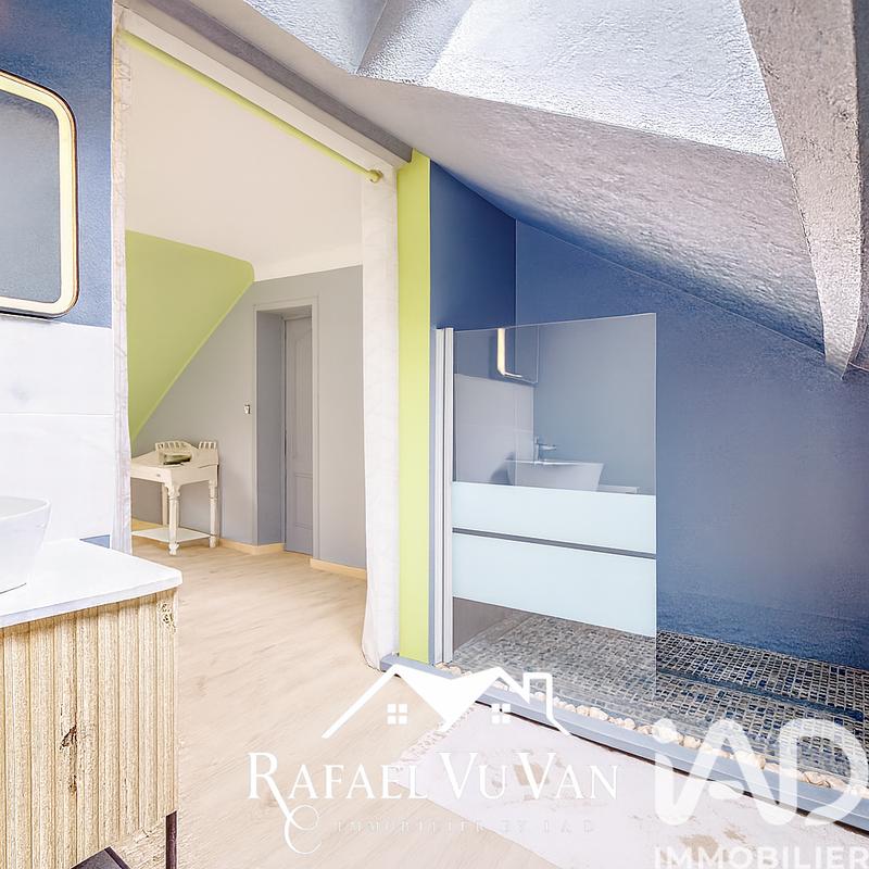 Maison - 156 m² - 8 pièces