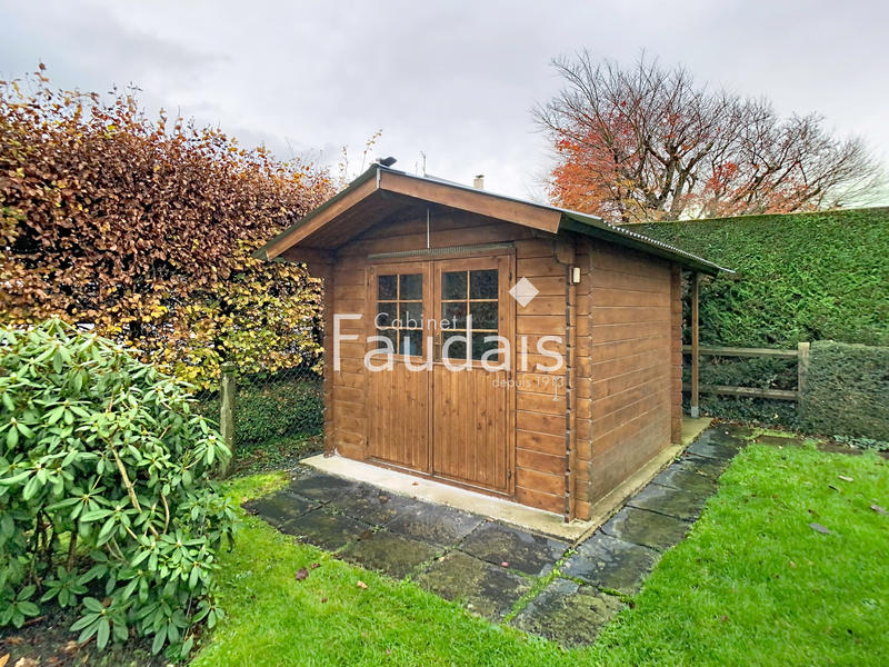 Maison - 180 m² - 8 pièces