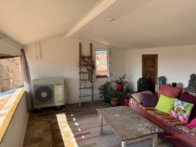 Appartement - 91 m² - 4 pièces