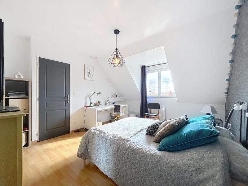 Maison - 162 m² - 7 pièces