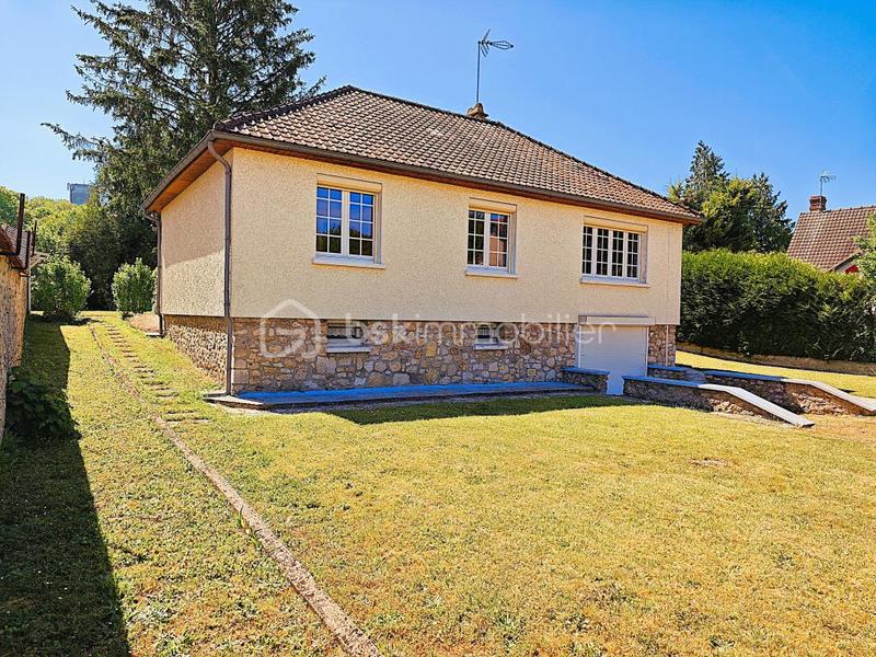 Maison traditionnelle - 80 m² - 4 pièces