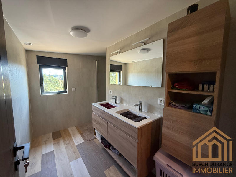 Maison - 139 m² - 5 pièces