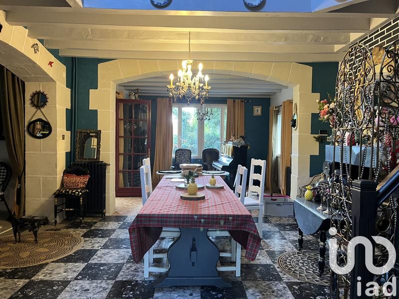 Maison - 180 m² - 8 pièces