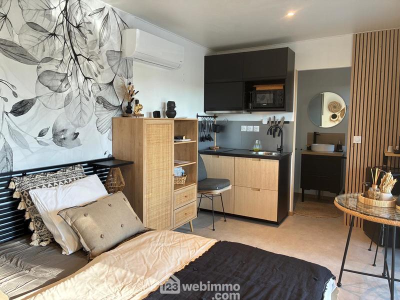 Maison - 163 m² - 8 pièces