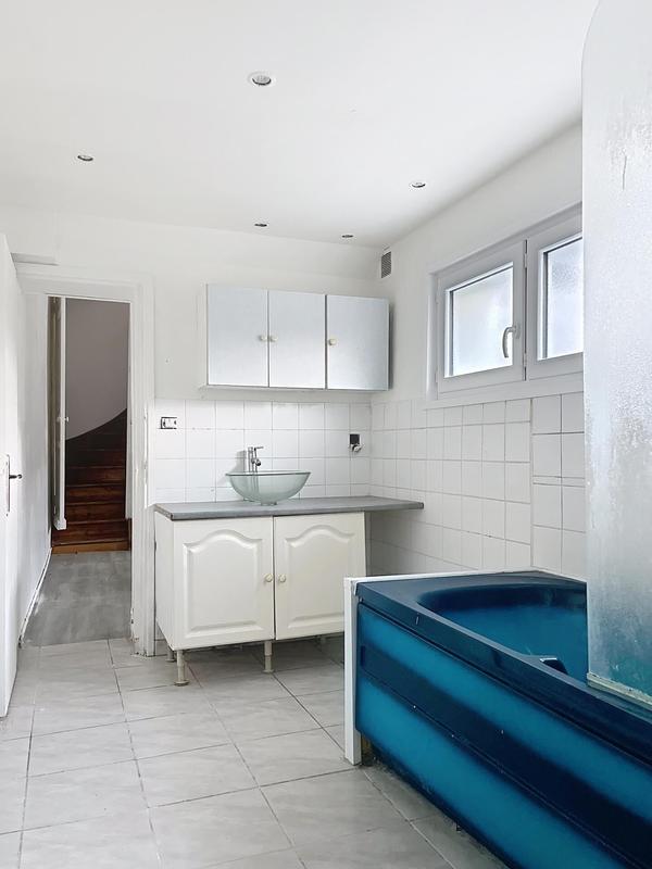 Maison - 90 m² - 6 pièces