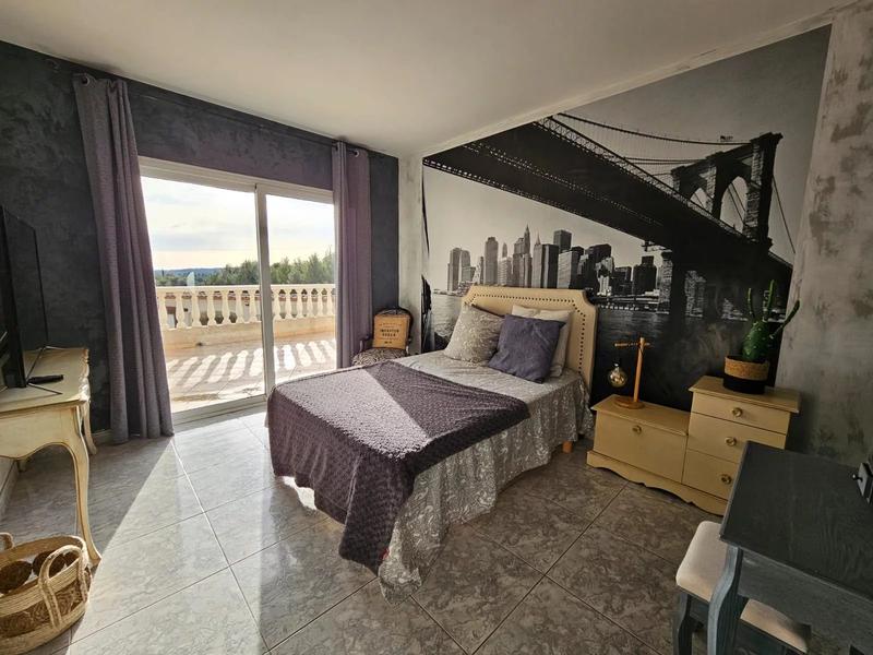 Propriété - 545 m² - 12 pièces