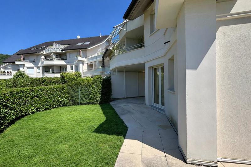 Appartement - 99 m² - 3 pièces