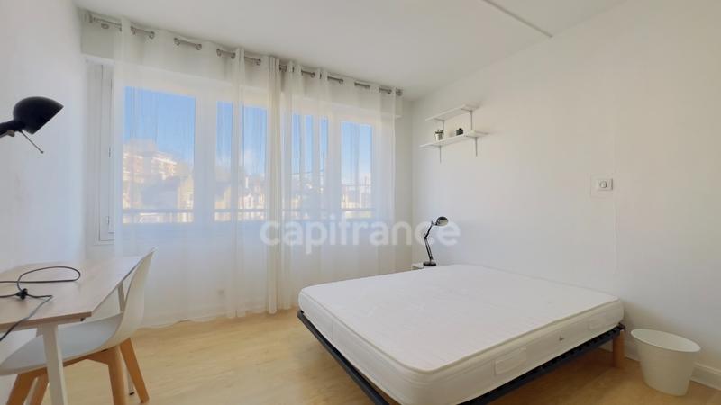 Appartement - 75 m² - 3 pièces