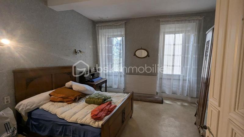 Maison de maîtres - 200 m² - 10 pièces