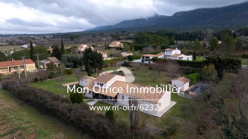 Villa - 170 m² - 5 pièces