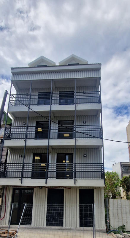 Local commercial - 674 m²