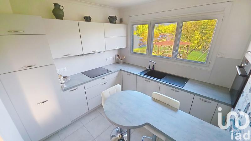 Maison - 88 m² - 4 pièces