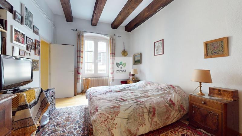 Appartement - 112 m² - 6 pièces