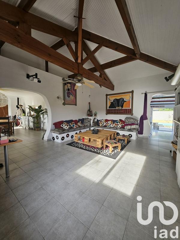 Maison - 217 m² - 5 pièces