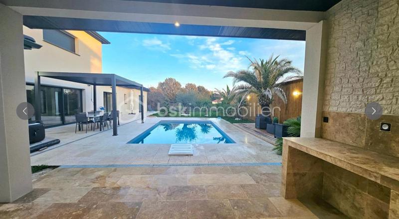 Maison - 166 m² - 5 pièces