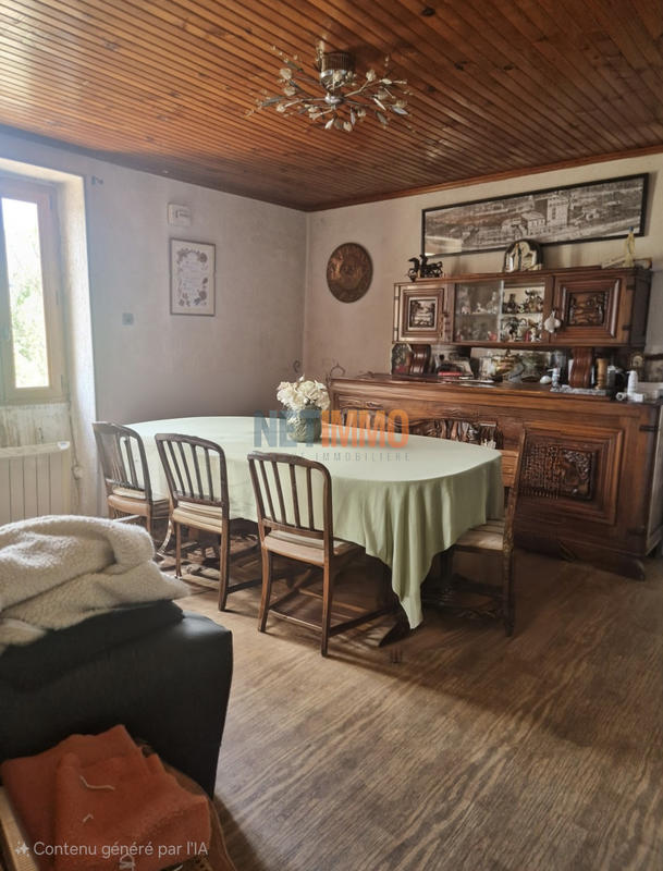 Maison - 180 m² - 10 pièces