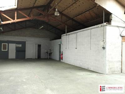 Local d'activité / Entrepôt - 2 200 m²