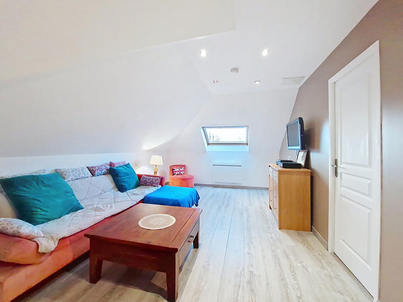 Maison - 162 m² - 8 pièces