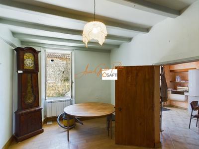 Maison - 260 m² - 12 pièces