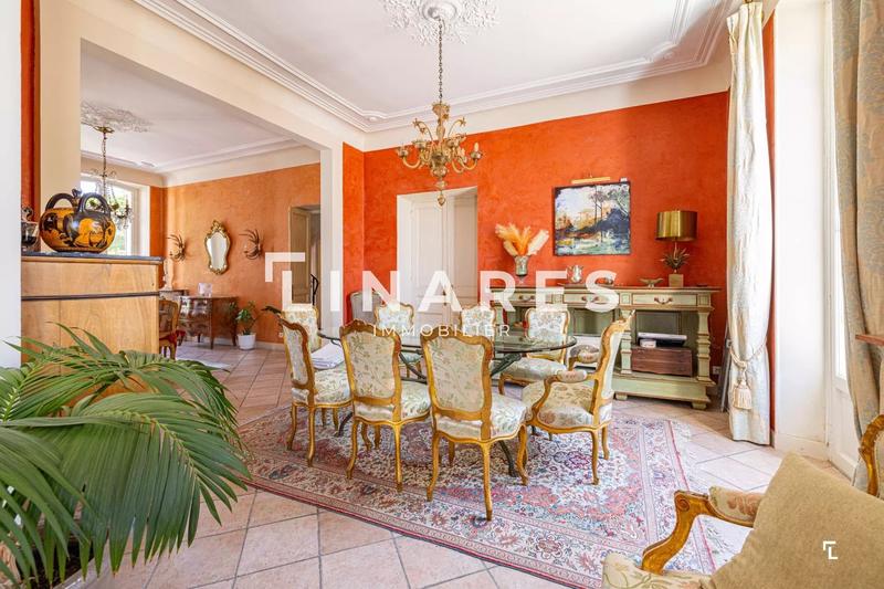 Maison chambre d'hôtes - 360 m² - 8 pièces