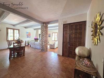 Maison - 161 m² - 7 pièces