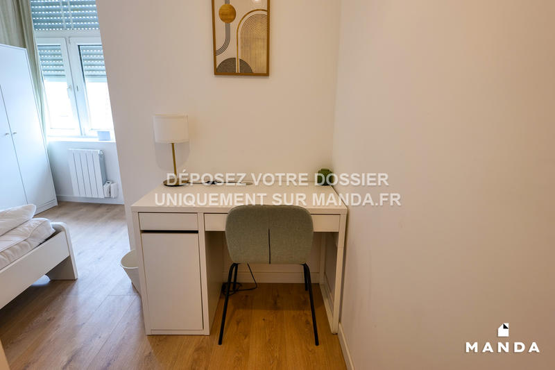 Chambre - 17 m² - 7 pièces