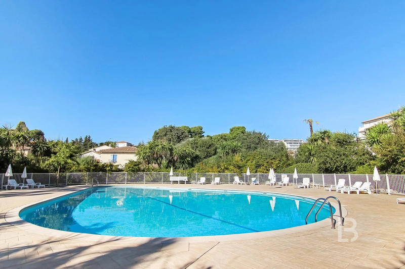 Appartement - 103 m² - 4 pièces