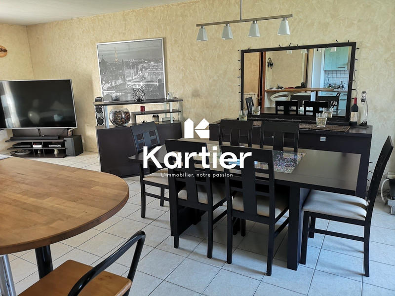 Maison contemporaine - 140 m² - 7 pièces