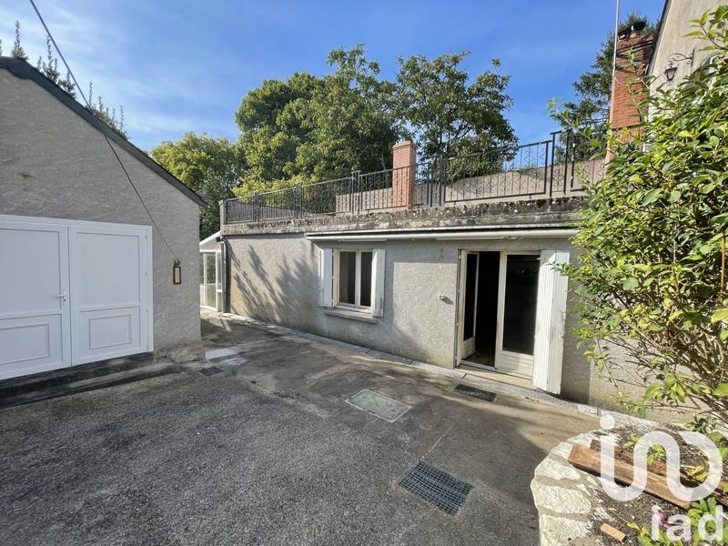 Maison - 197 m² - 8 pièces