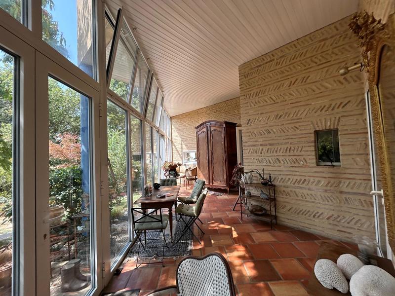 Maison - 182 m² - 10 pièces