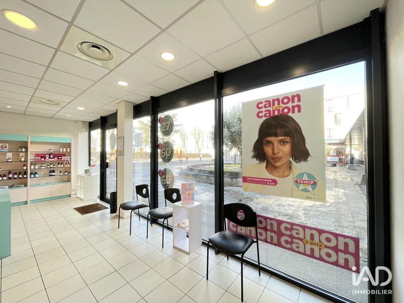 Local commercial - 115 m²