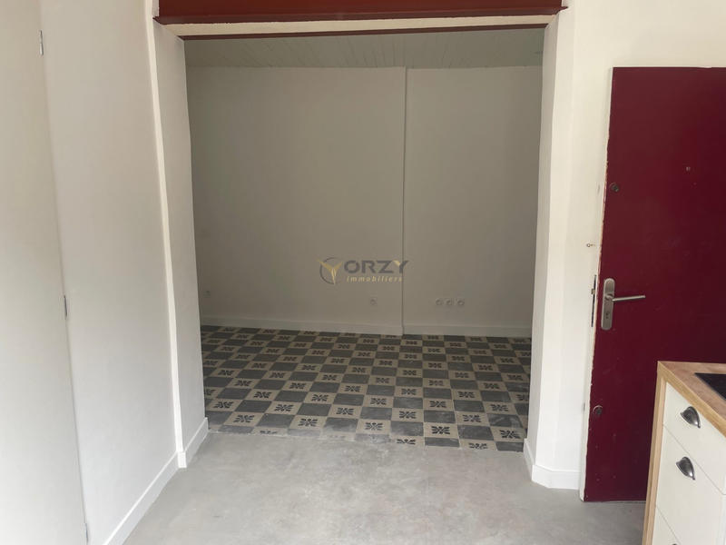 Appartement - 18 m² - 1 pièce