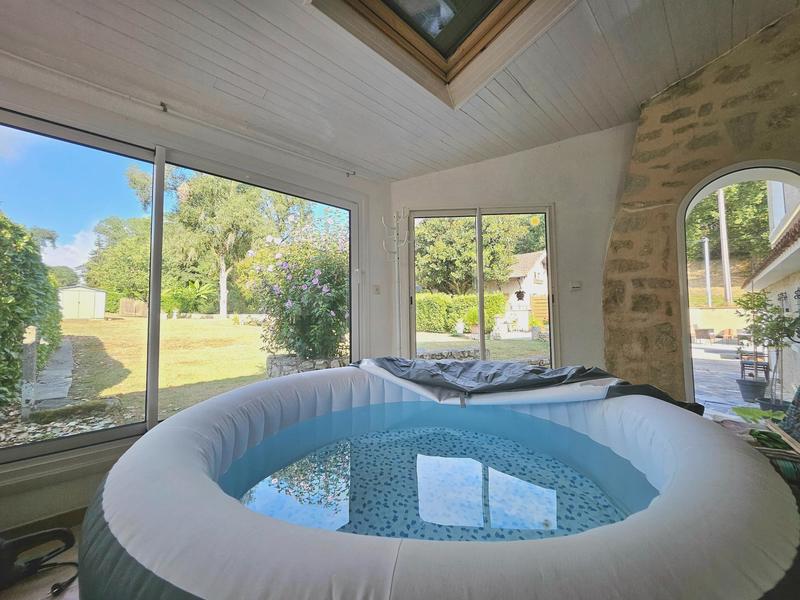 Maison - 200 m² - 10 pièces