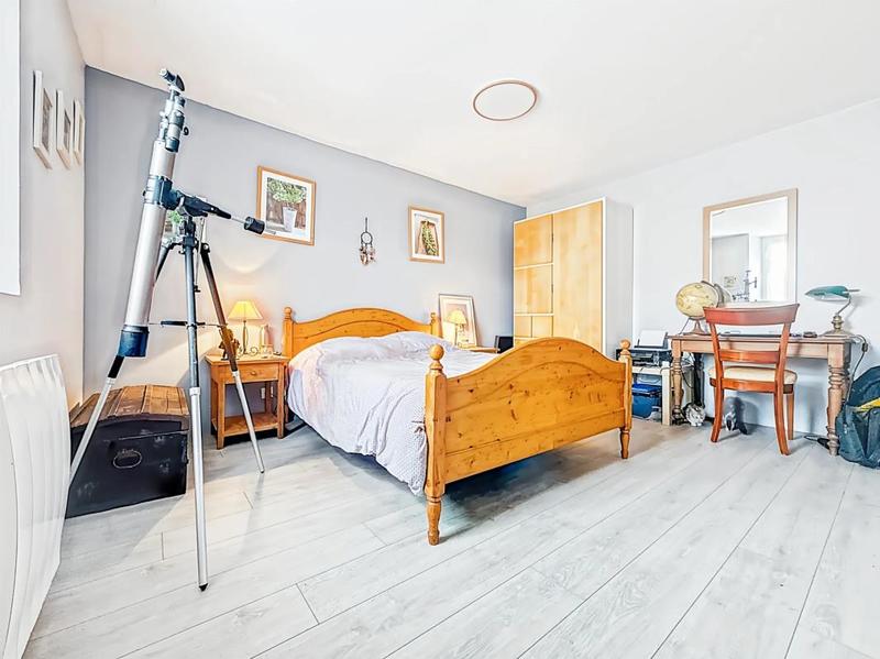 Maison en pierre - 140 m² - 5 pièces