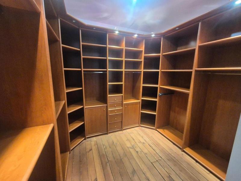 Appartement bourgeois - 172 m² - 5 pièces